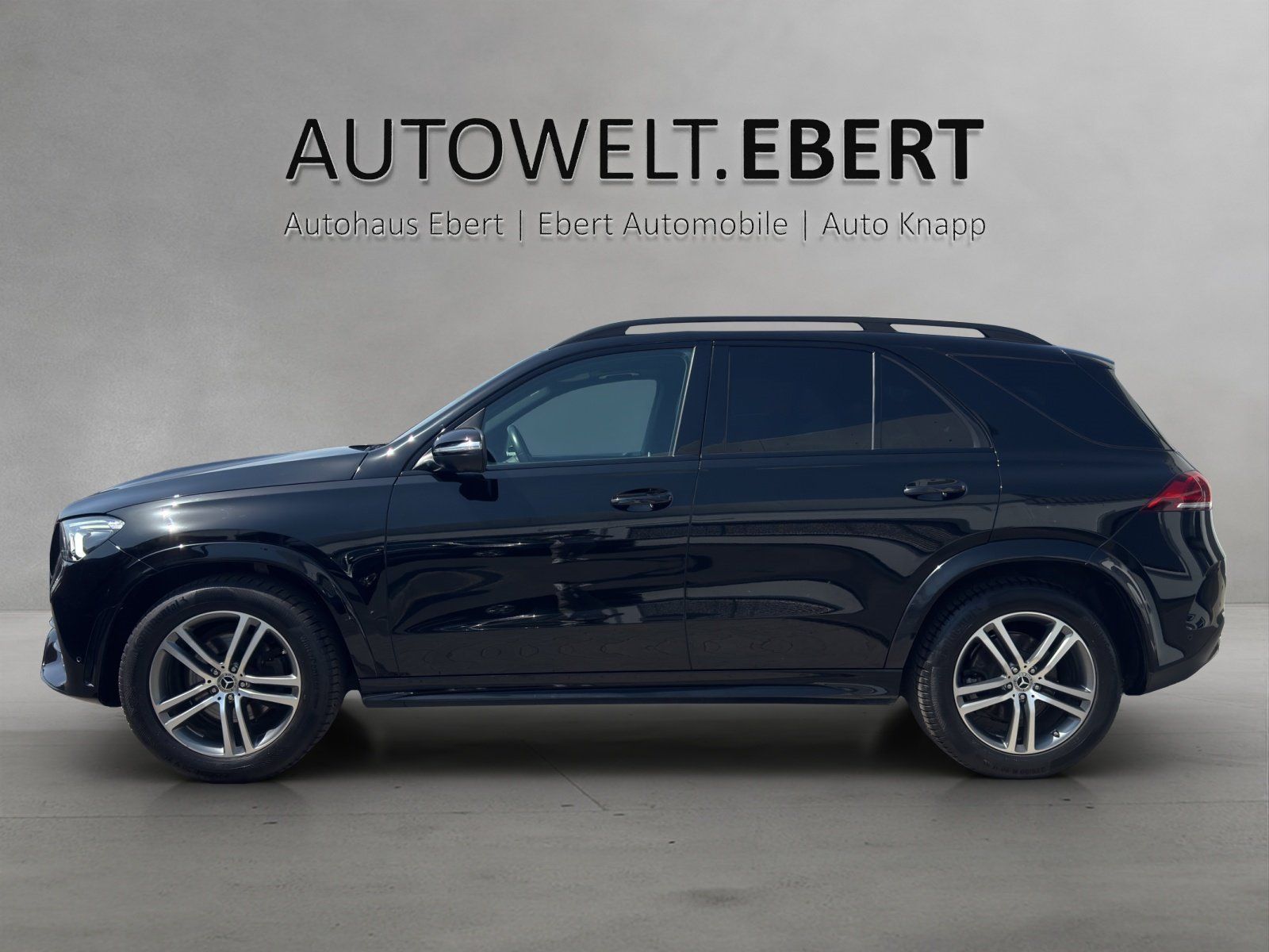 Fahrzeugabbildung Mercedes-Benz GLE400d AMG Pano AIRMATIC Standh AHK 7-Sitz Memo