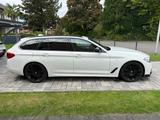 BMW 520i Touring  M Sport ,Voll Digitales Cockpit - BMW 520 von privat