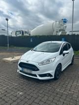 Ford Fiesta ST 200 - Ford Fiesta: St200