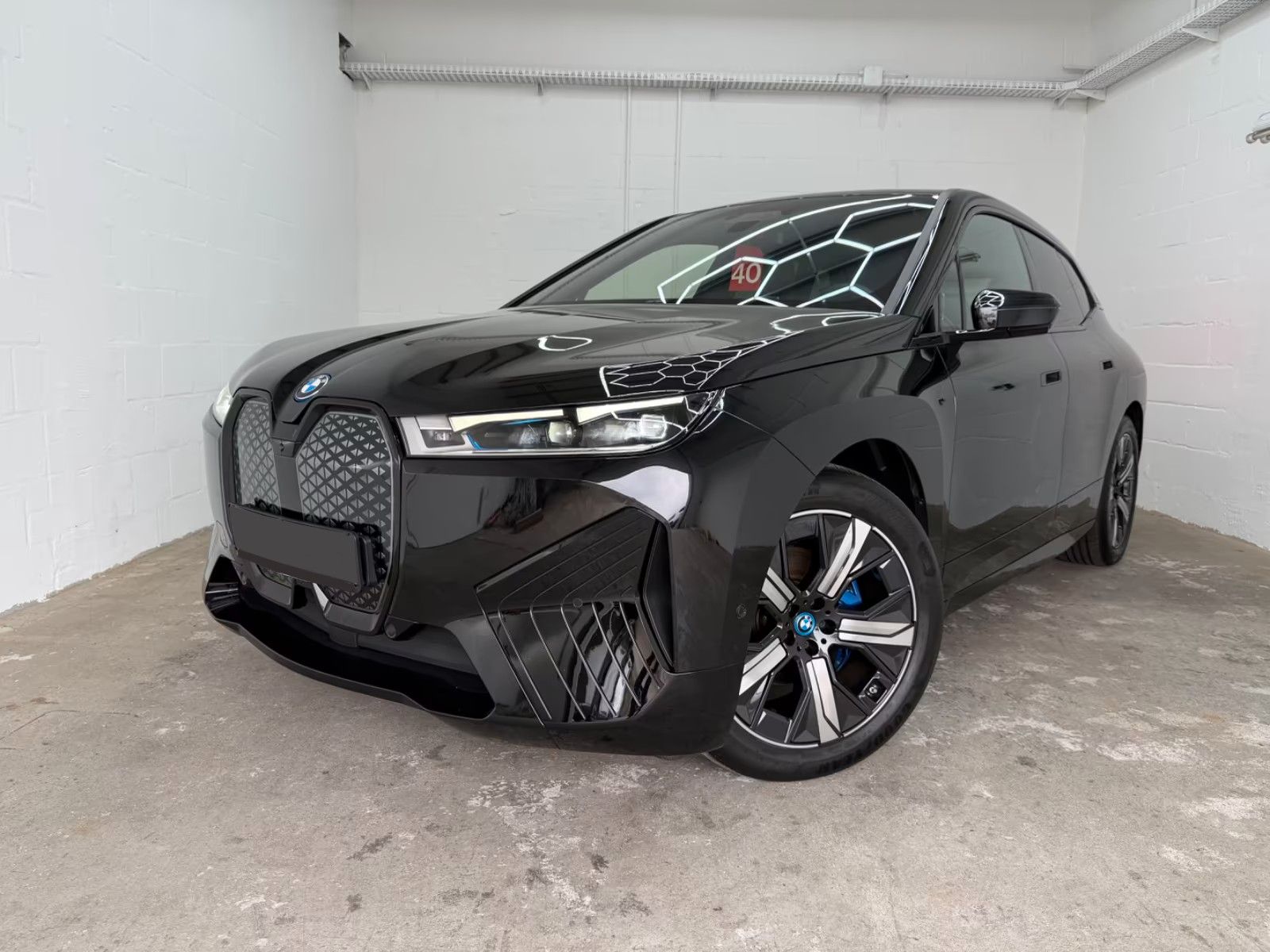 BMW iX 40 xDrive Sport LASER SOFT CLOSE SUITE imagem 2