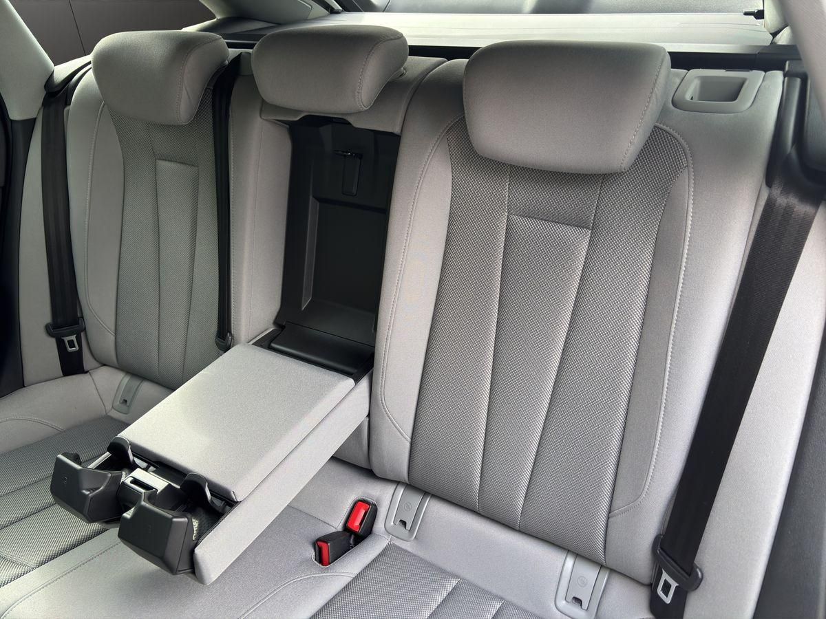 A4 Avant 2.0 TDI S-tronic RFK GRA NAVI LED