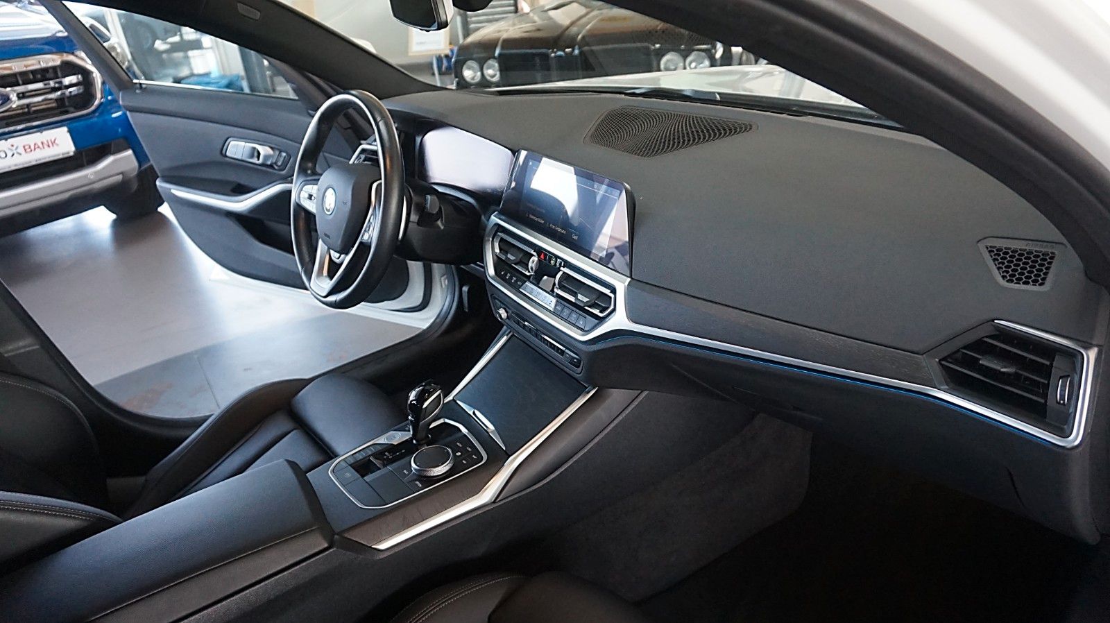 BMW 330e Touring Panno*Leder*Alu*H/D*Laser* foto 13