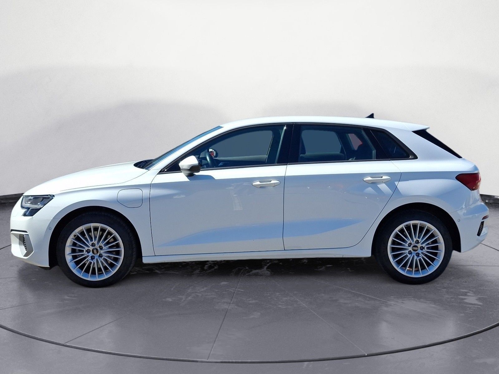 Audi A3 Sportback 40 TFSI S tronic imagem 3