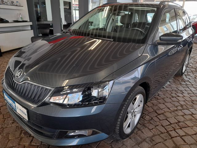 Skoda Fabia Combi Style*NAVI*KAMERA*AHK* RR