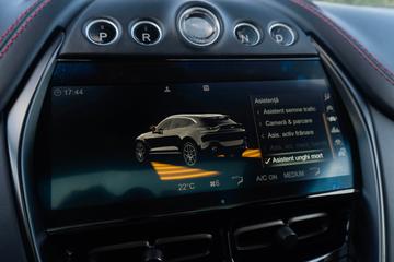 صورة مصغرة 23 لـ 2021 Aston Martin DBX