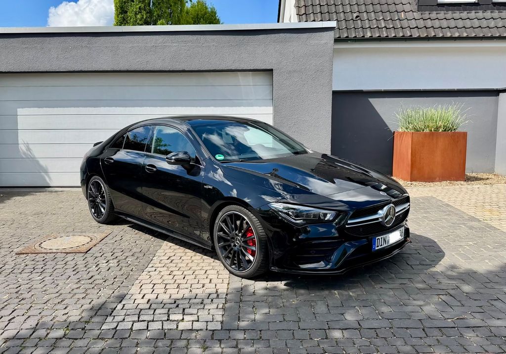Image of Mercedes-Benz CLA 35 AMG