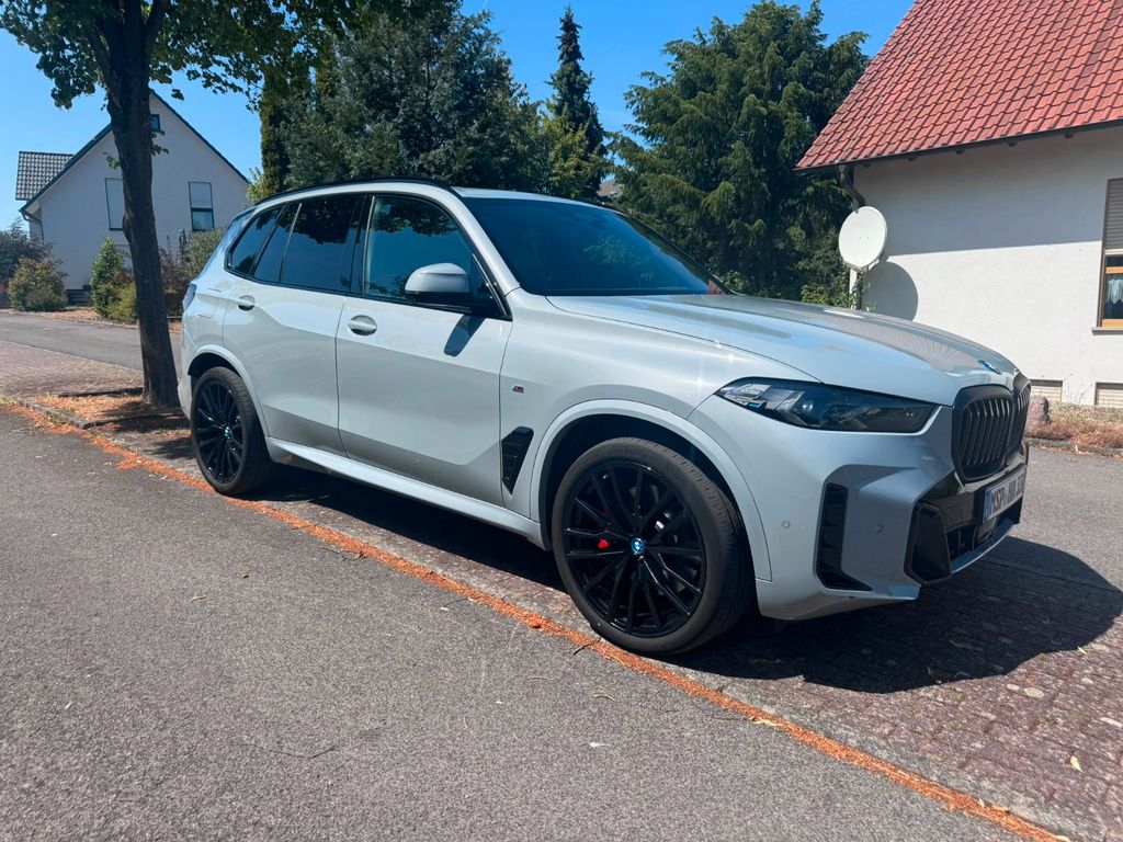 Image of BMW X5