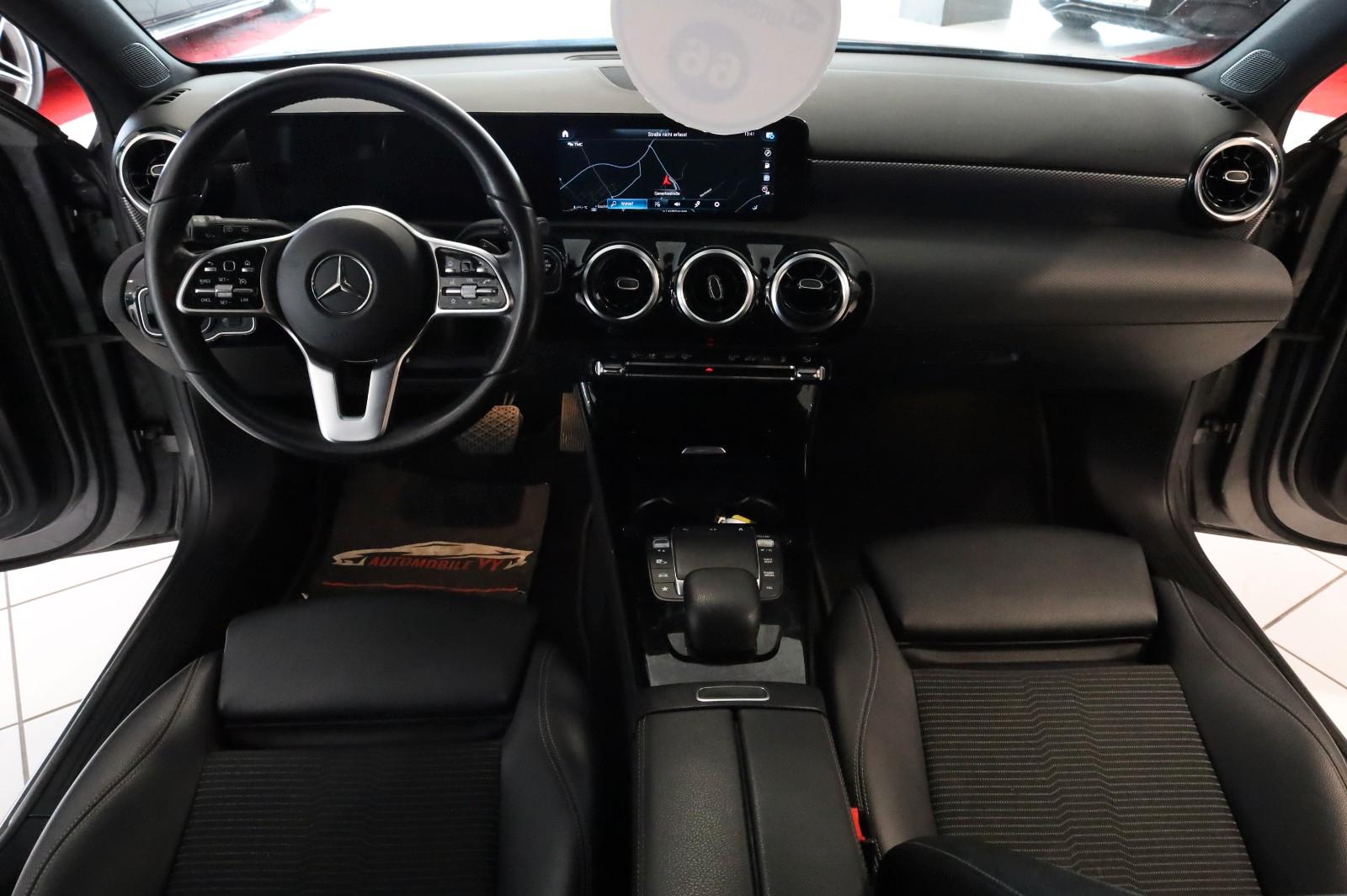 Mercedes-Benz A 250e Sportpaket,LED,Navi,MBUX,Temp,PDC,SHA,F1