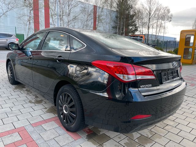 Fahrzeugabbildung Hyundai i40 Comfort(Tüv&Insp.neu)