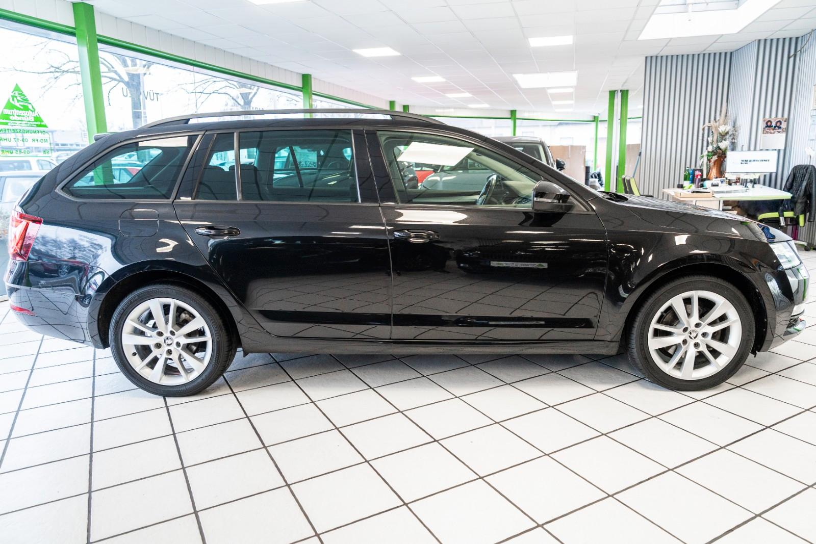 Skoda Octavia Combi Ambition Navigation PDC 1.Hand