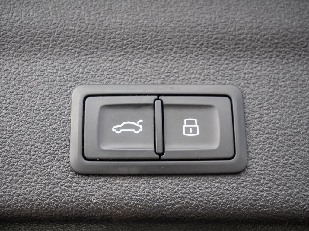 Audi A6 Avant 45 TFSI quattro sport NAVI ACC LED PANO, миниатюра 22