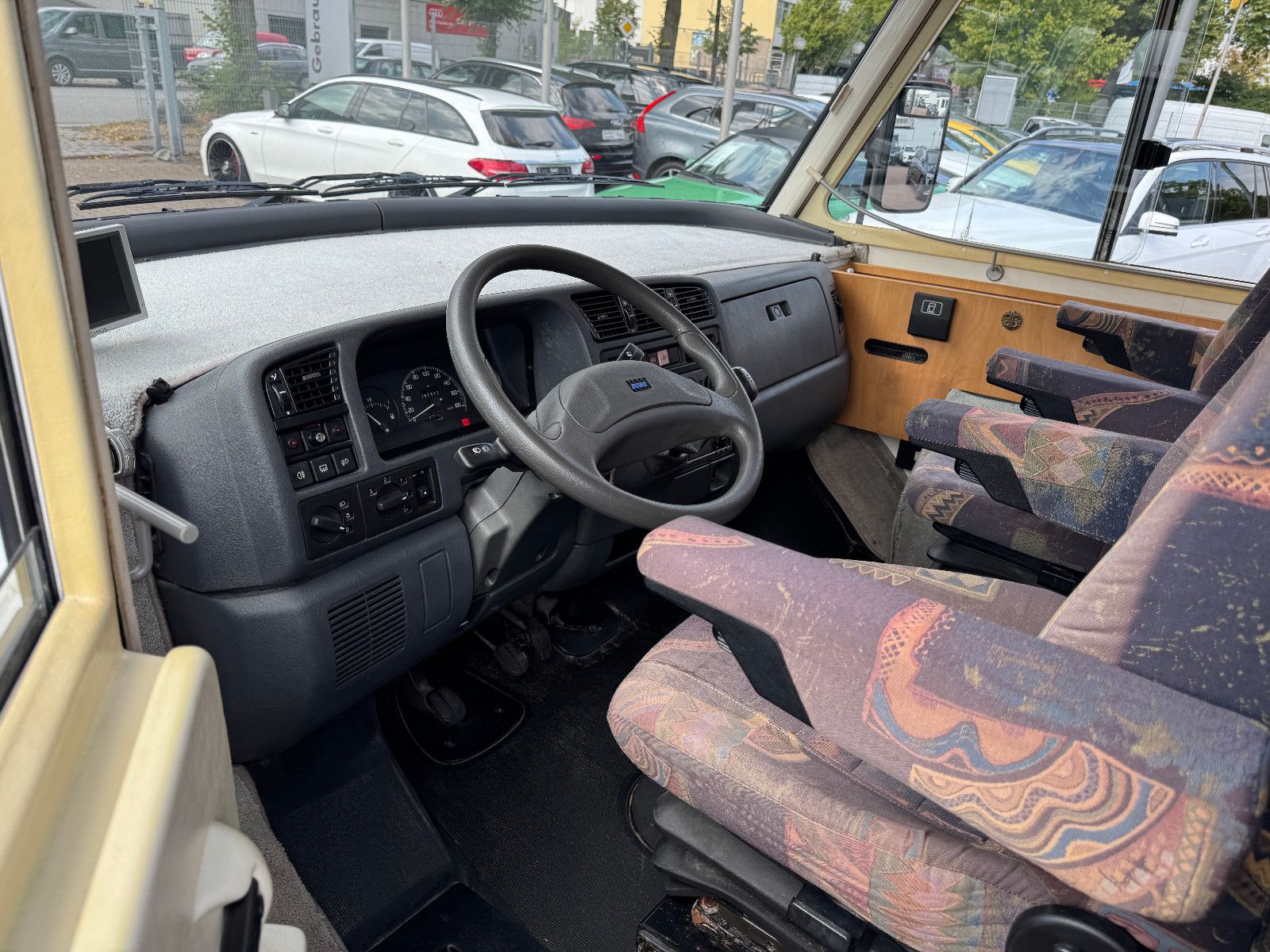 Fahrzeugabbildung HYMER / ERIBA / HYMERCAR B 574 MF HUBBETT SAT TV KLIMA KAMERA MARKISE 1H
