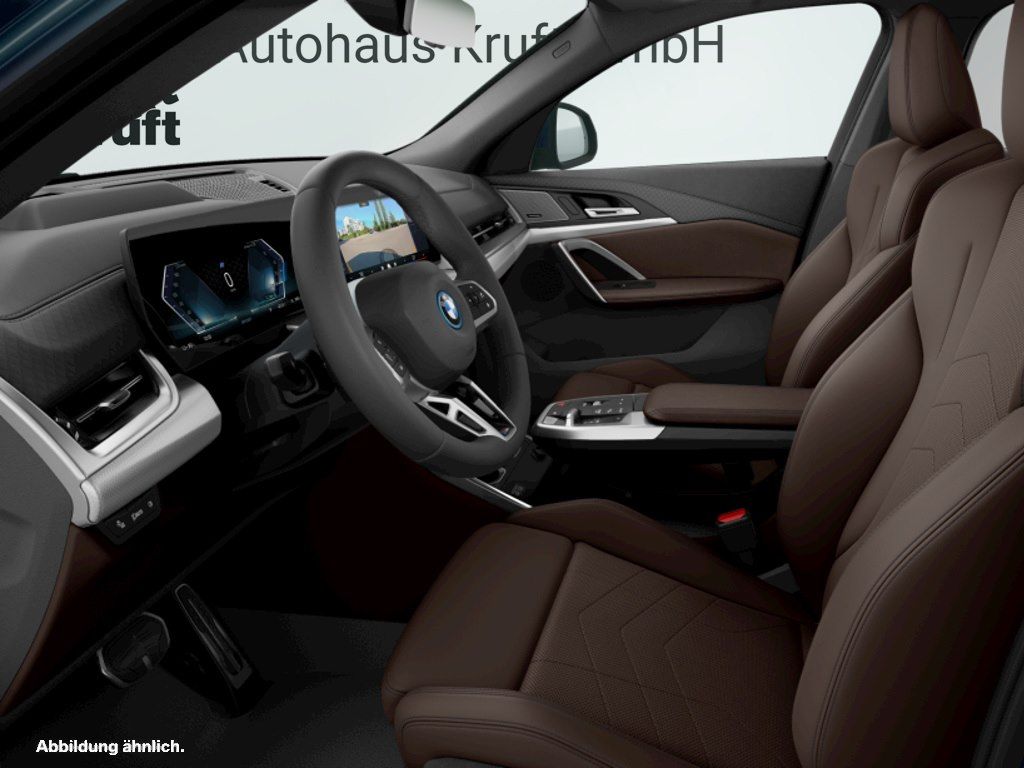 BMW iX2 - Bild 4