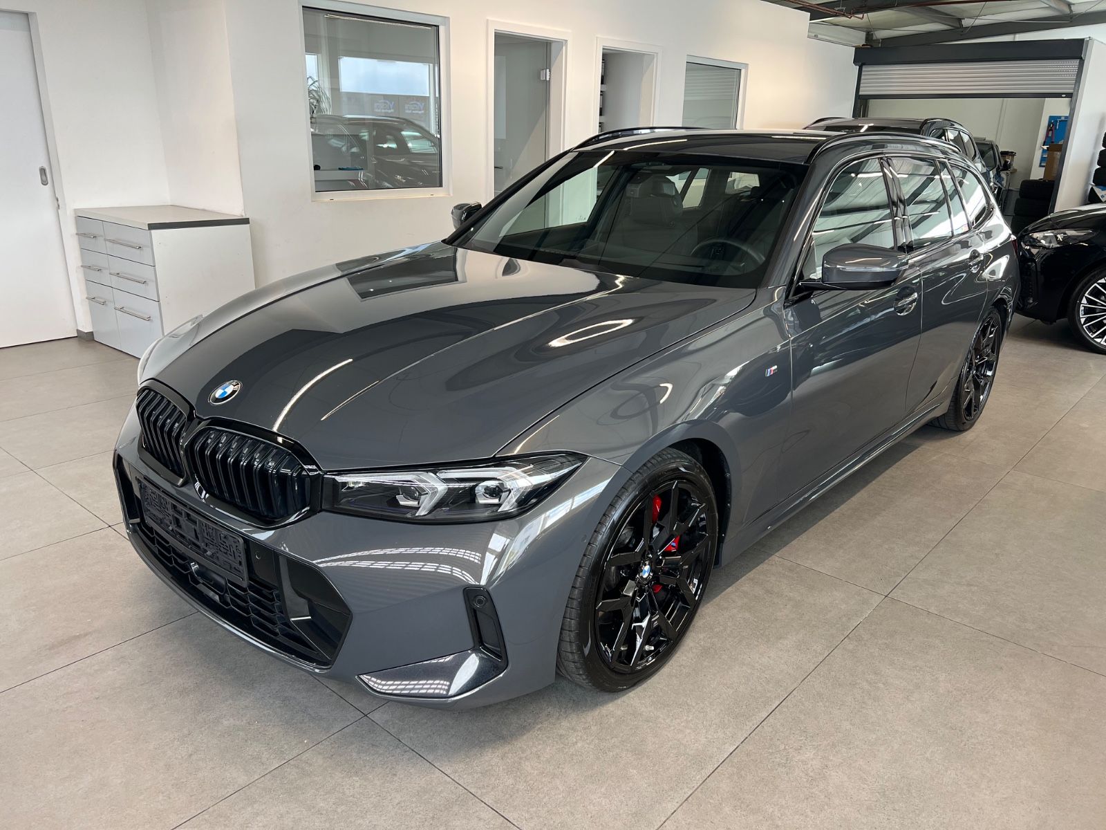 BMW 320 d xDrive Touring M Sport Pro