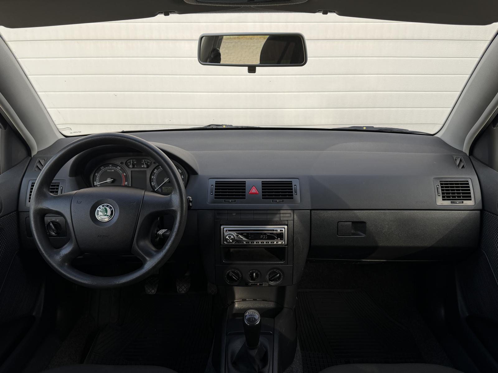 Skoda Fabia 2007 — photo 11
