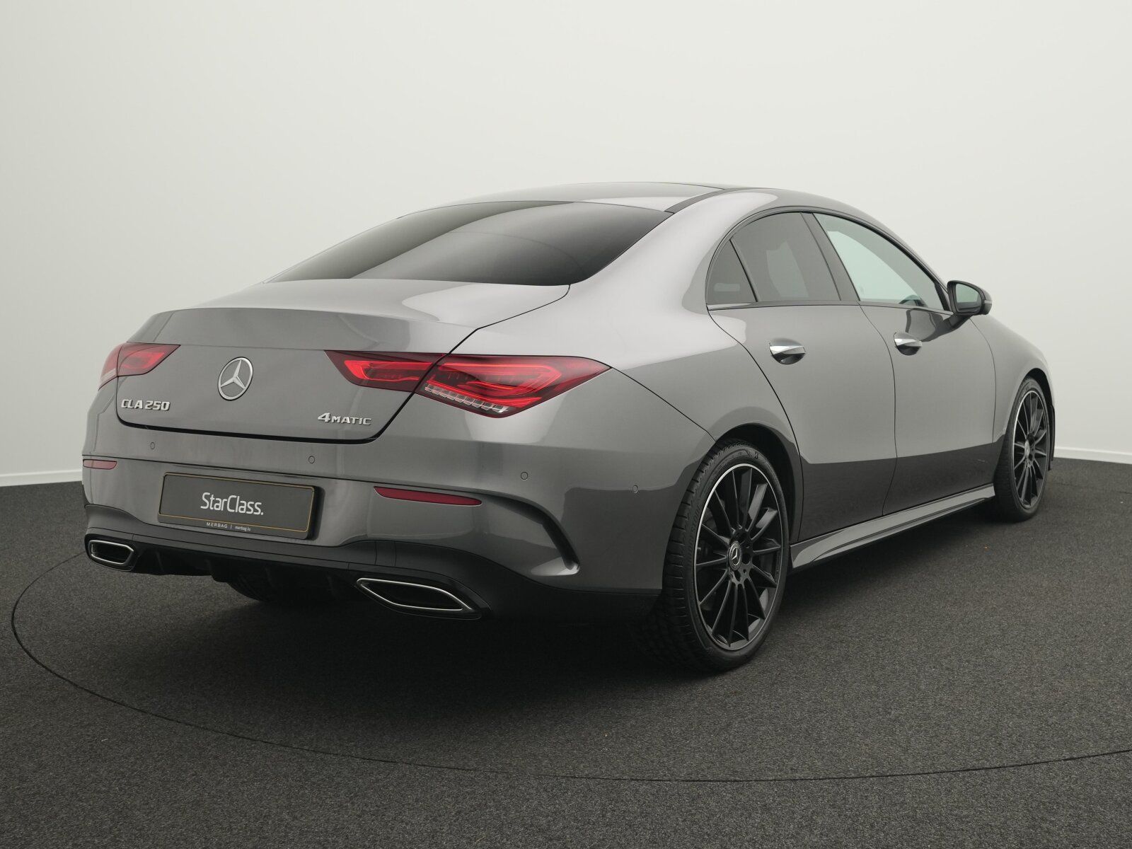 Mercedes-Benz CLA 250 4MATIC AMG-Line imagem 3