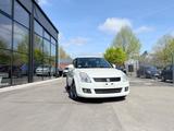 Suzuki Swift Lim. Black and White*NAVI*SHZ*ALU*HU 07.27 - gebrauchte Suzuki Swift aus dem Jahr 2009