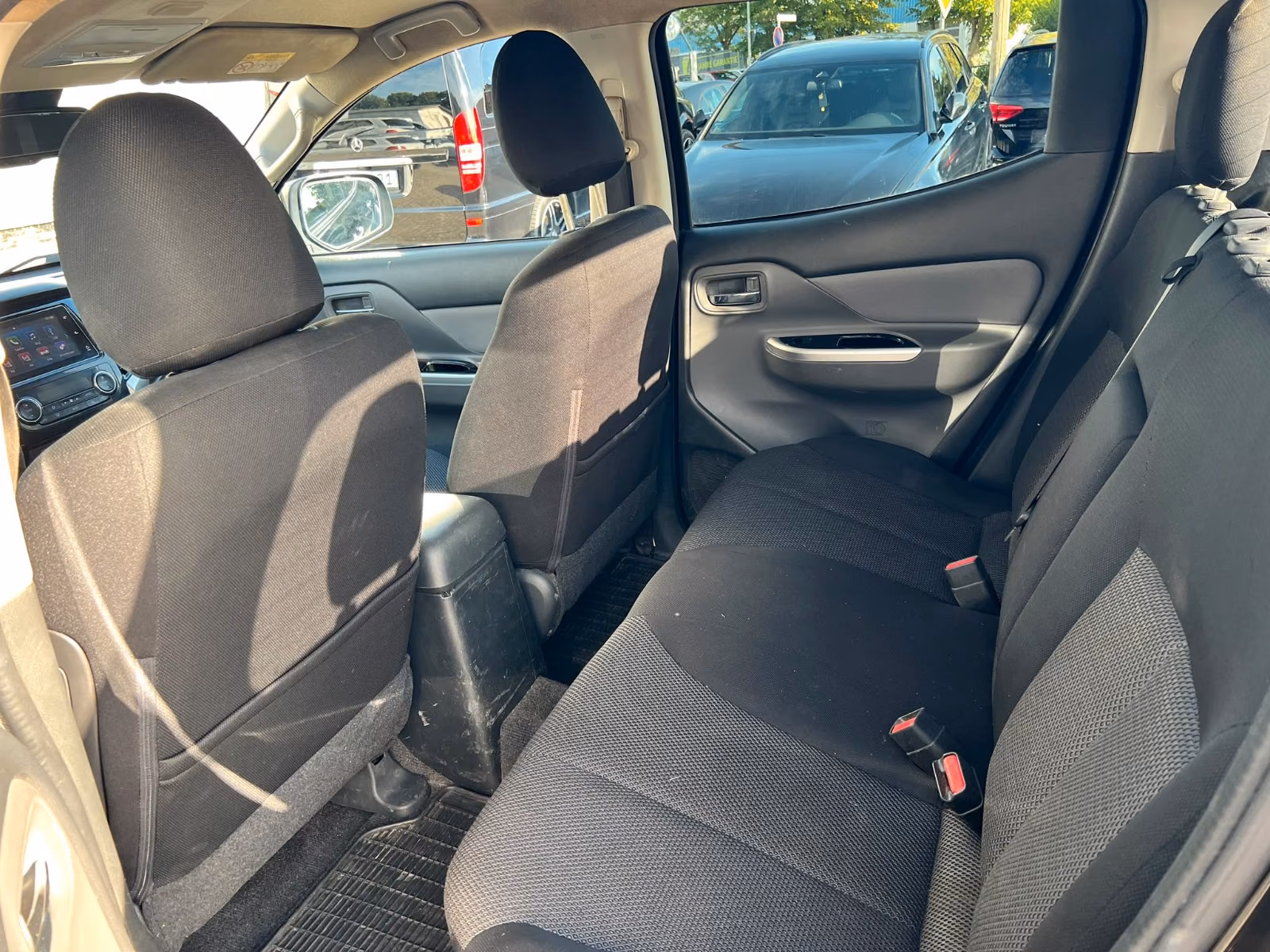 Mitsubishi L200 Edition 100 Doppelkabine 4WD/HU&AU