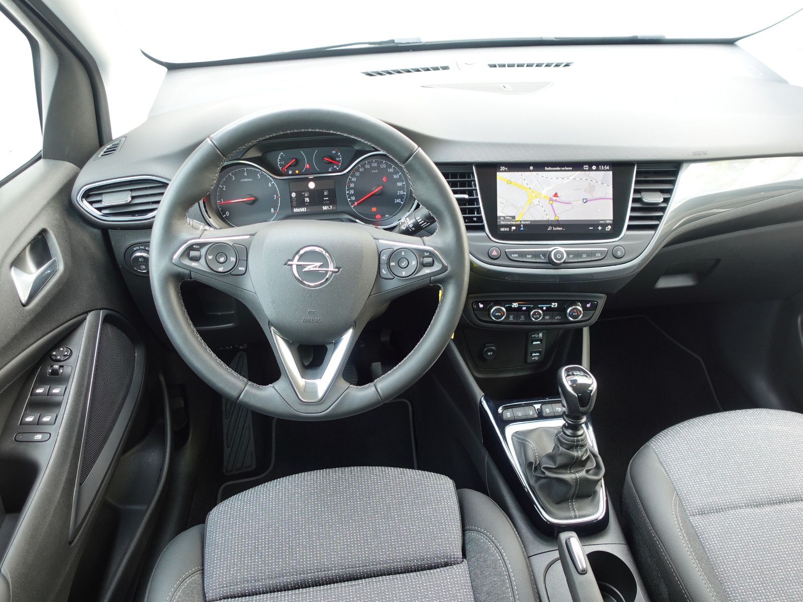 Fahrzeugabbildung Opel Crossland Elegance 1.2T,Navi,Kamera,Sitzhz,Allw.