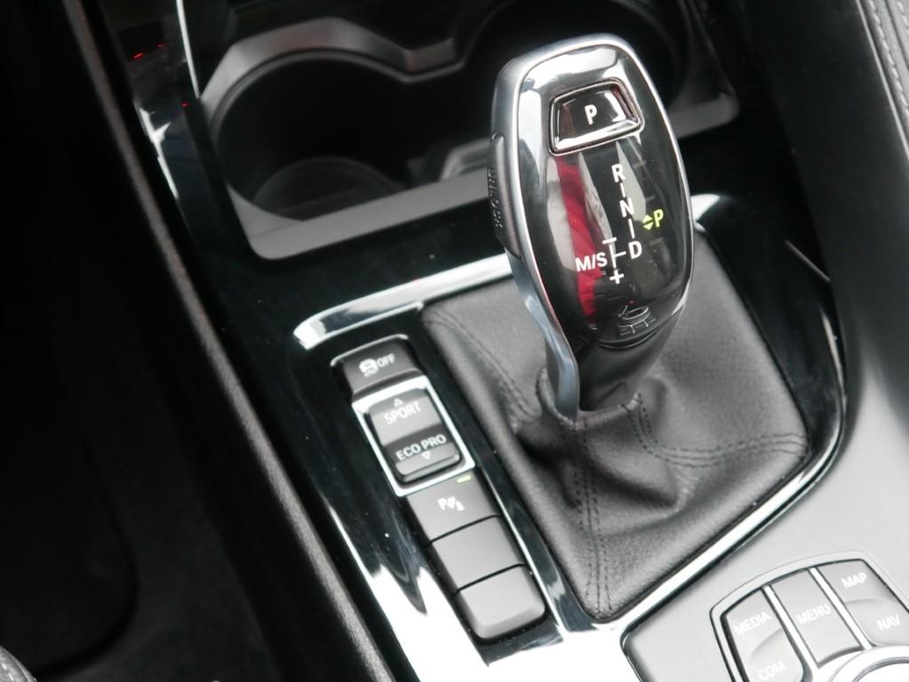 BMW X1 sDrive 20 i xLine LED Navi Kamera Sitzheizung
