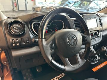 Opel Vivaro B Combi 2,7t *8Sitzer*Navi*AHK*Klima*