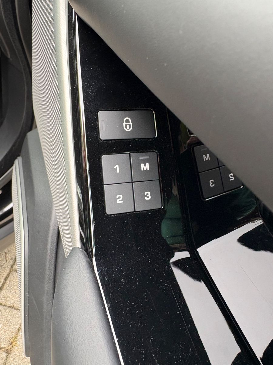 Foto 15 von LAND ROVER Range Rover Velar