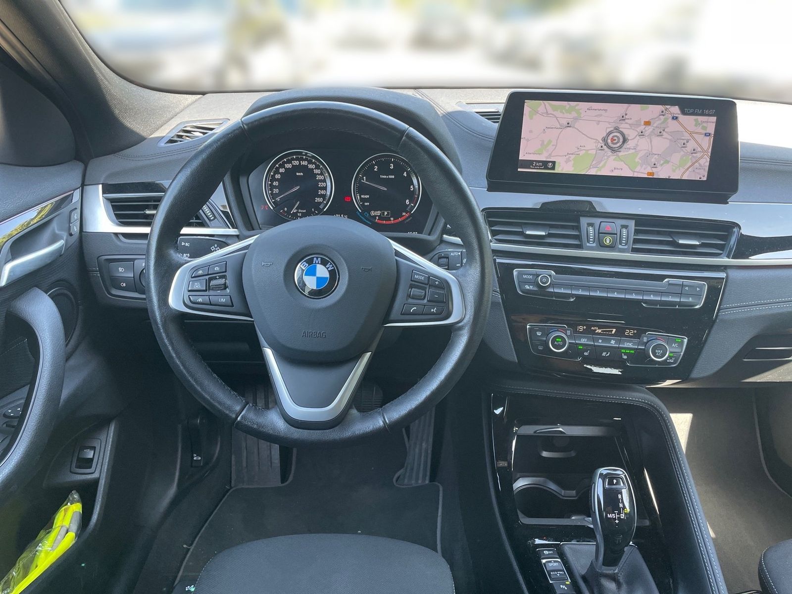 BMW X2 sDrive20d Advantage Plus HUD DA Navi RFK PA foto 3