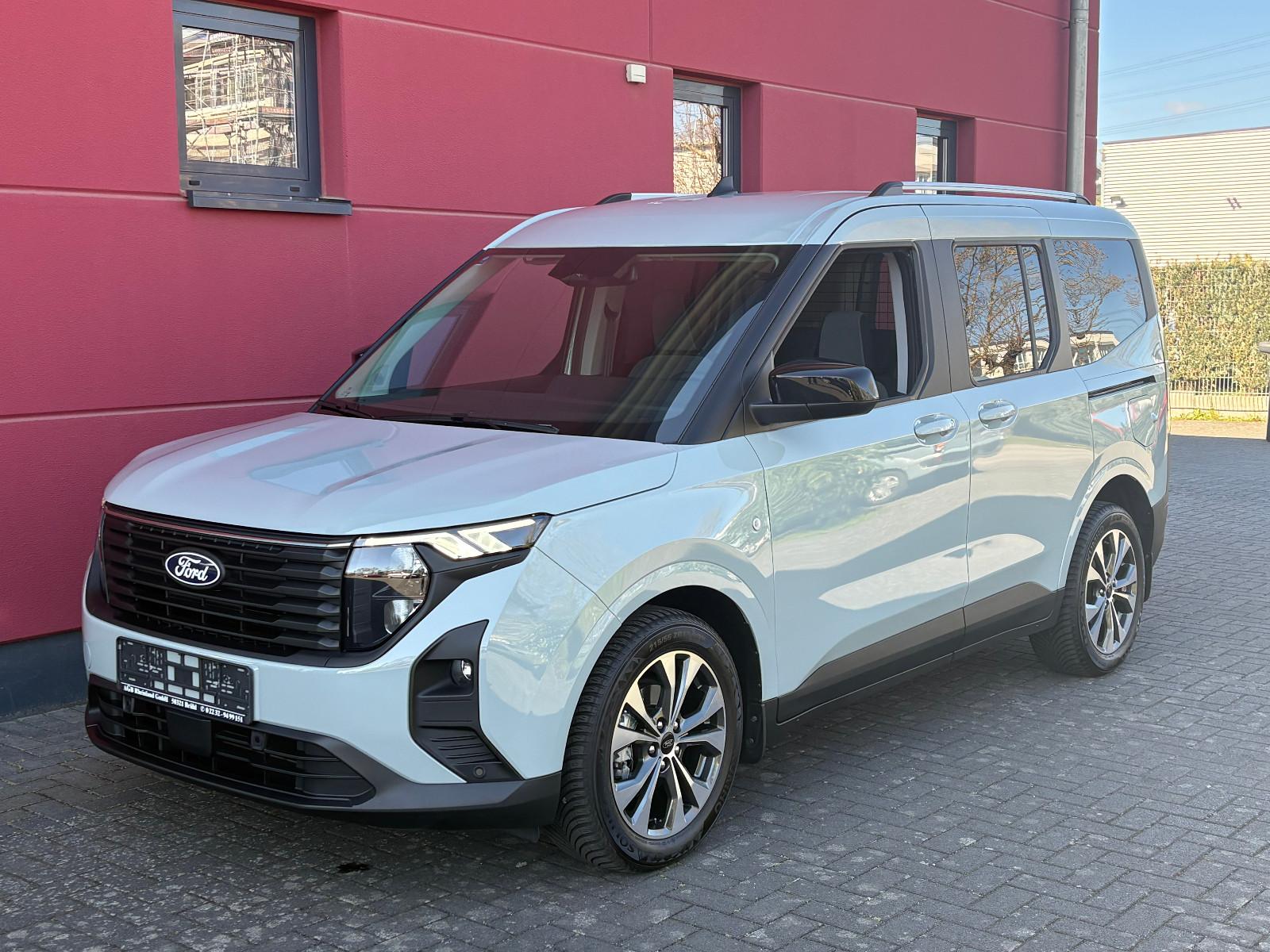 Ford TOURNEO COURIER AUT. NEUES MODELL TITANIUM 1HAND