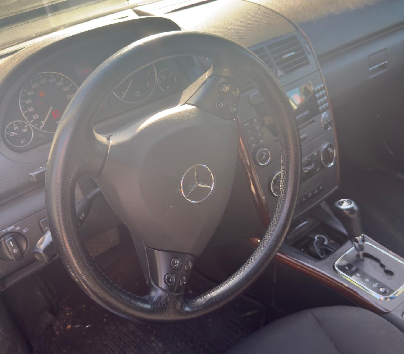 Mercedes-Benz A200 2006 — photo 7
