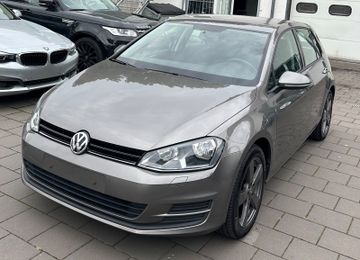 Volkswagen Golf - 3