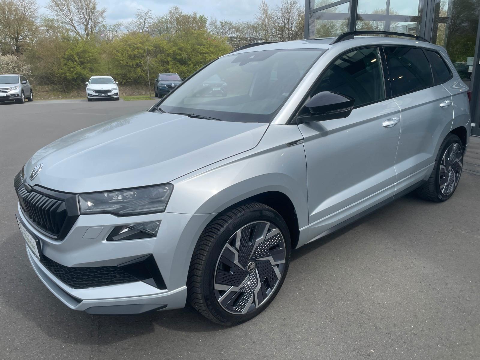Skoda Karoq 2,0TSi Sportline 4x4 Pano AHK19" Kam Leder