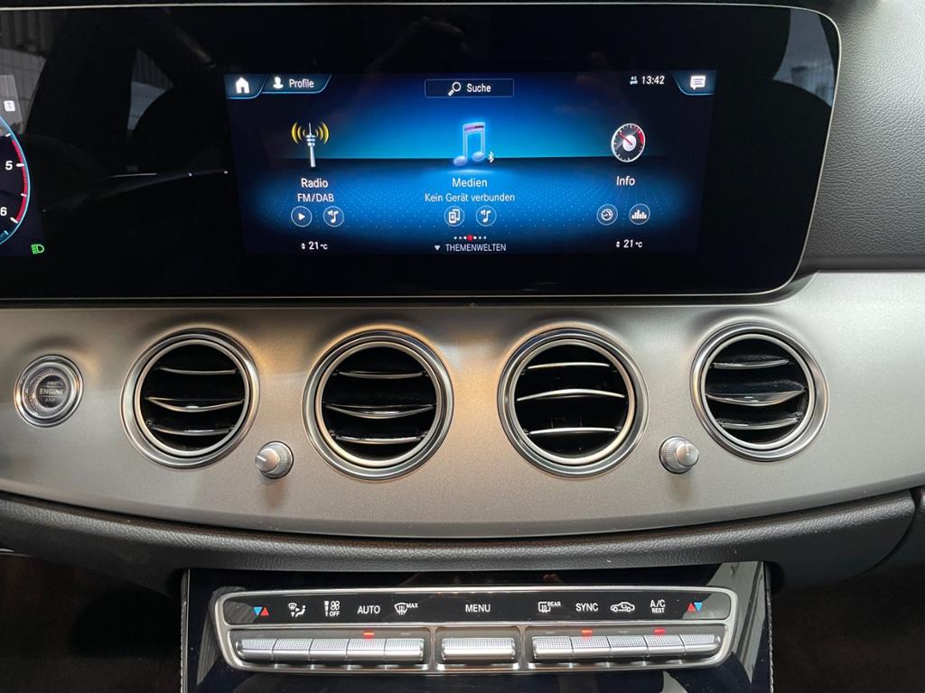 Mercedes-Benz E 220 d T Avantgarde Avantgarde+MBUX+Cam+LED+AUT