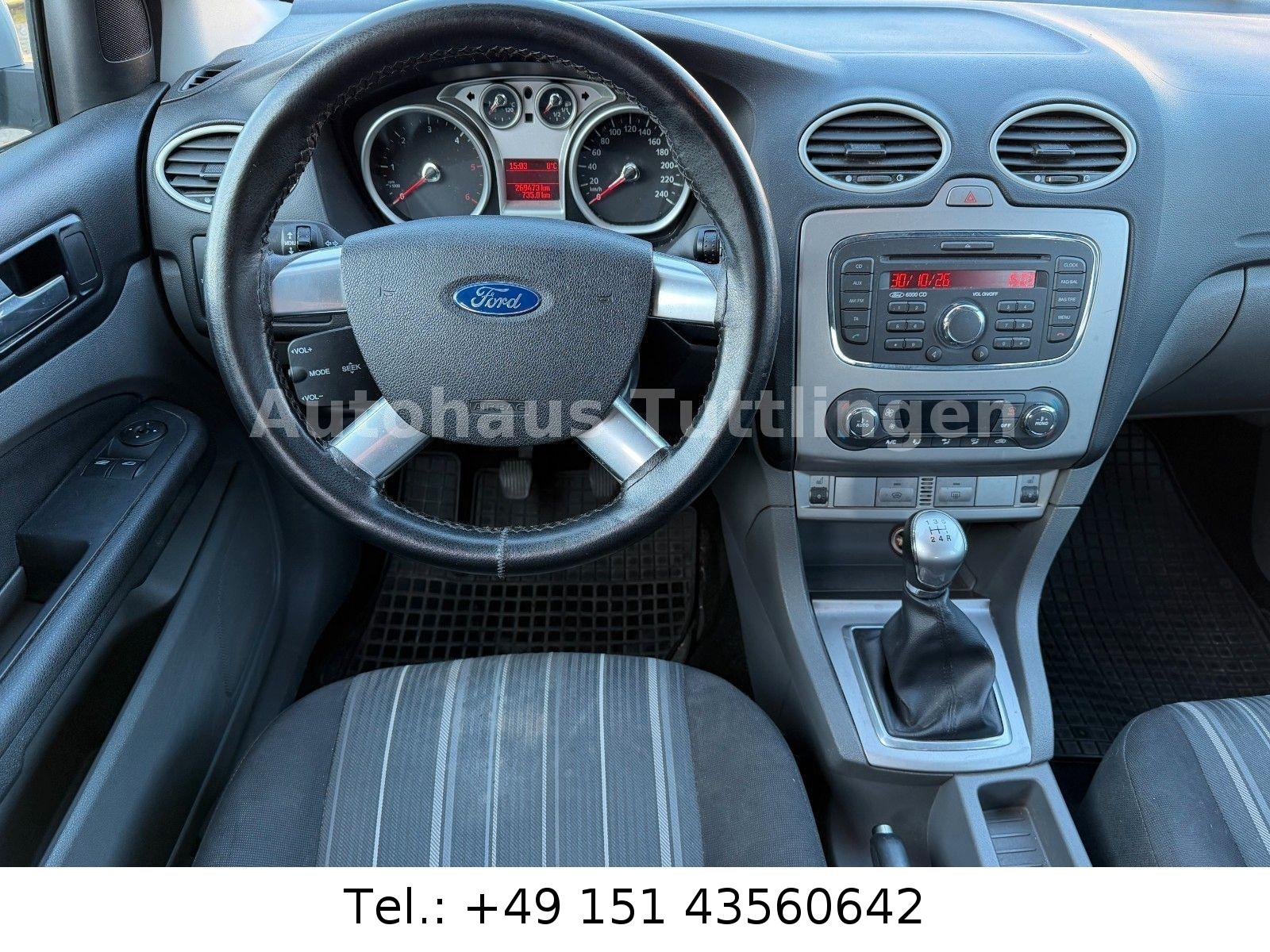 Ford Focus 2010 — photo 9