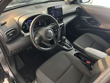 Toyota Yaris Cross Hybrid Team D