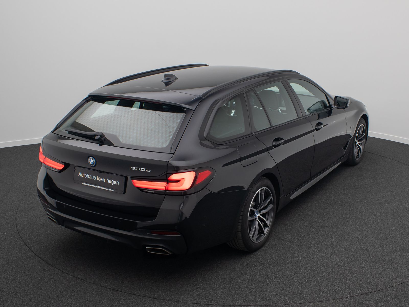 Fahrzeugabbildung BMW 530e M Sport DAB Laser H/K AHK Kamera HUD Komfor