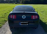 Ford Mustang GT V8 5.0 Unfallfrei! Top! - Ford Mustang: Von Privat