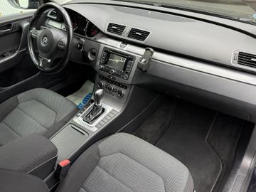 Volkswagen Passat - 7