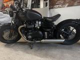 Triumph Bonneville Bobber - TRIUMPH BONNEVILLE