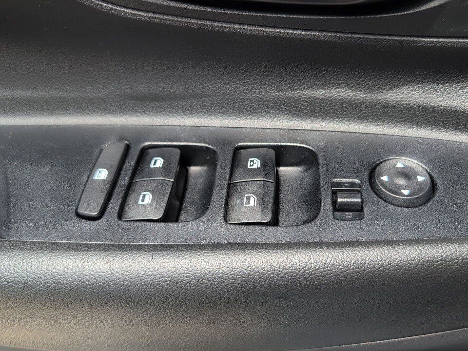 Fahrzeugabbildung Hyundai i20 1.0T DCT SELECT FUNKTION-P 16+PDC+KLIMA+SHZ
