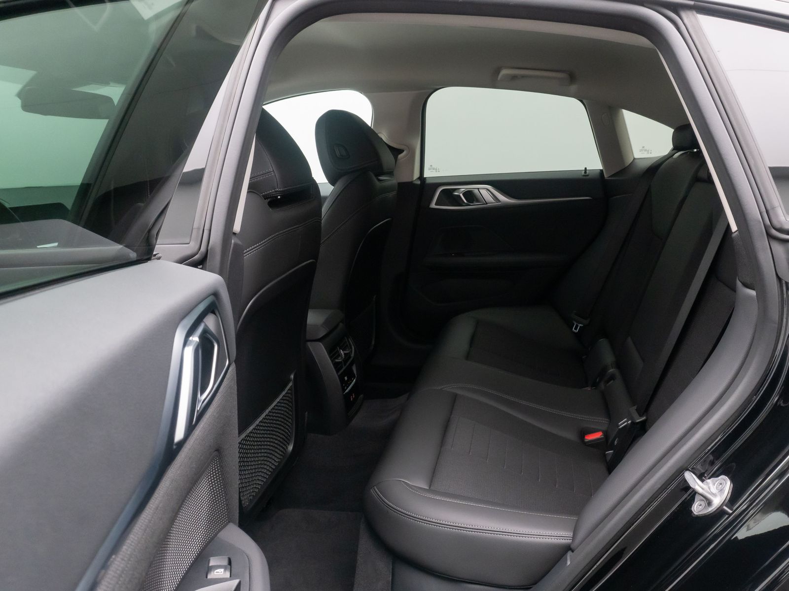 Fahrzeugabbildung BMW 420 Gran Coup&eacute; DAB Kamera CockitPlus Leder Sport