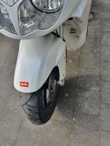 Aprilia Sport City 300 - APRILIA ROLLER