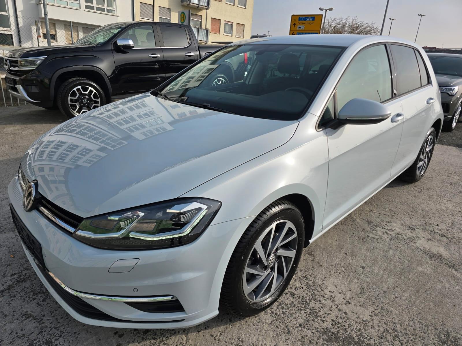 Volkswagen Golf VII Lim. Sound 1,0 TSI DSG*APP*KAMERA