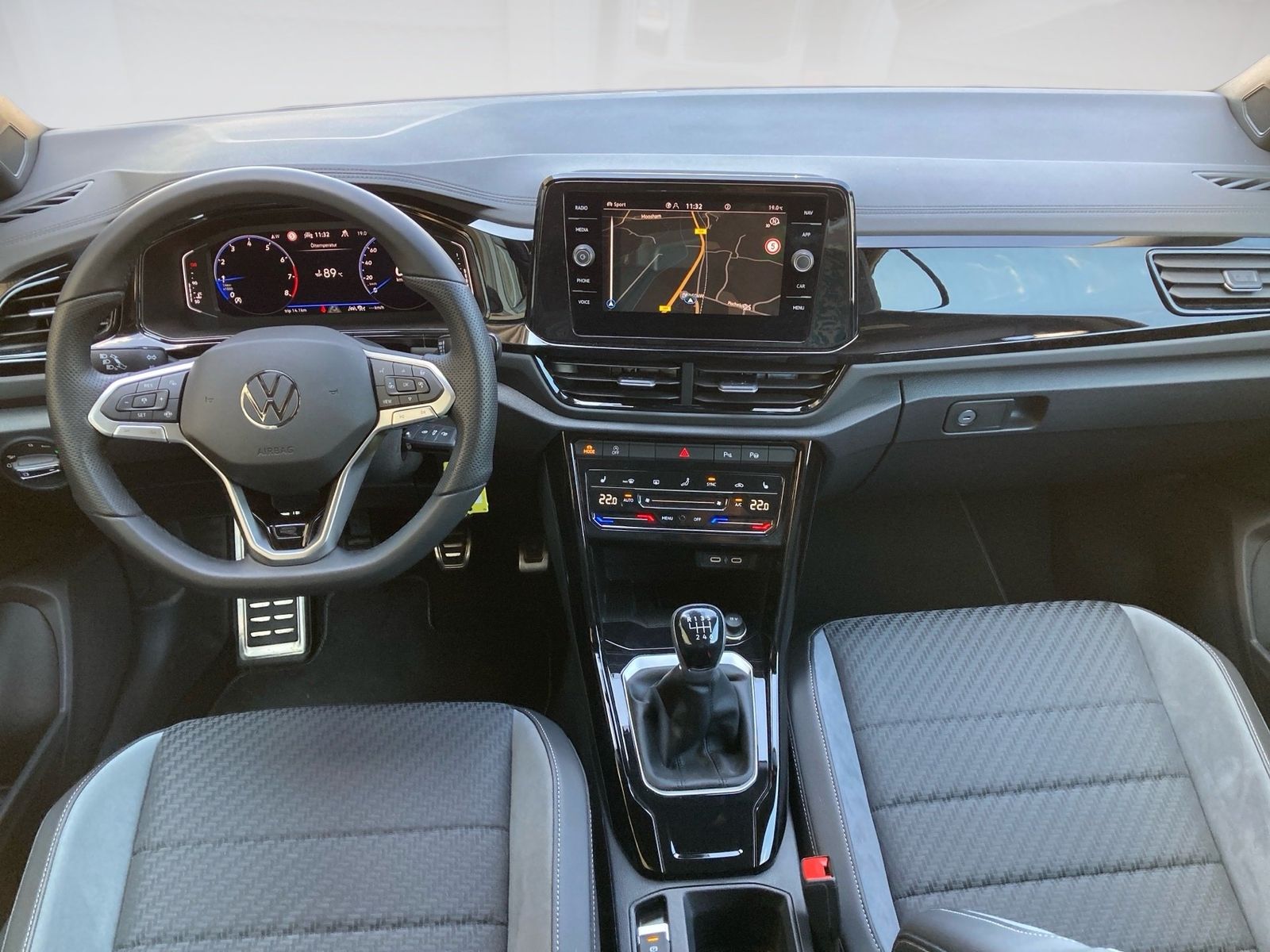 Volkswagen T-Roc - Bild 15