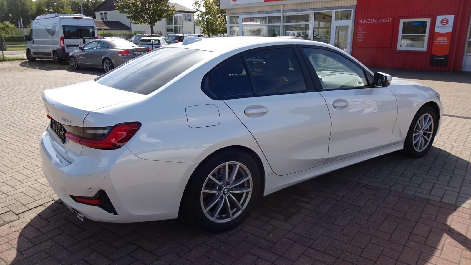 BMW 318i Aut. Advantage