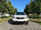 Nissan Qashqai+2 1.6 dCi DPF 360  - weiße Nissan Qashqai+2