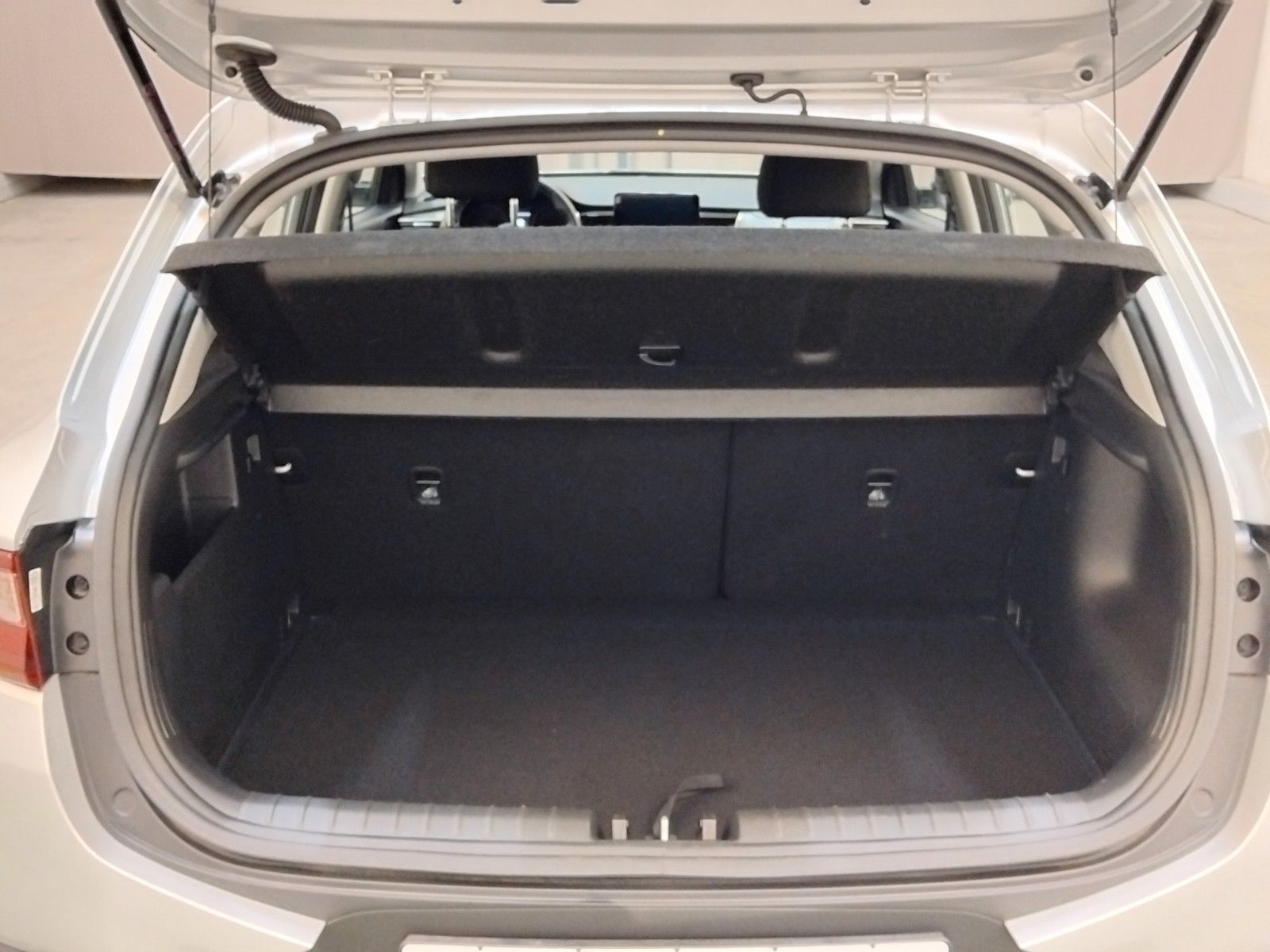 KIA Stonic (04/2024, Benzin)