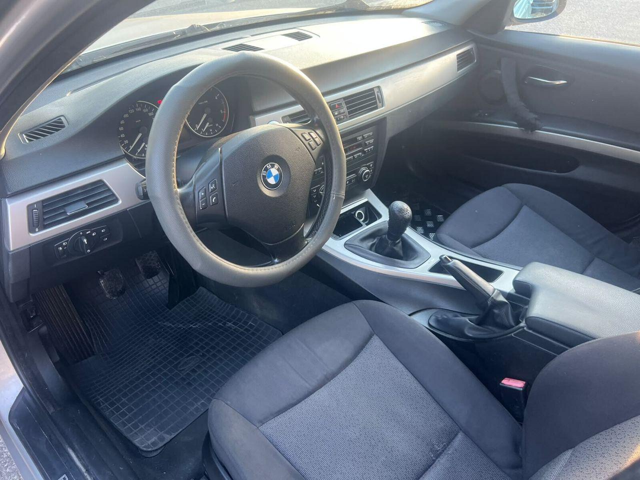 BMW 320 2007 — photo 10