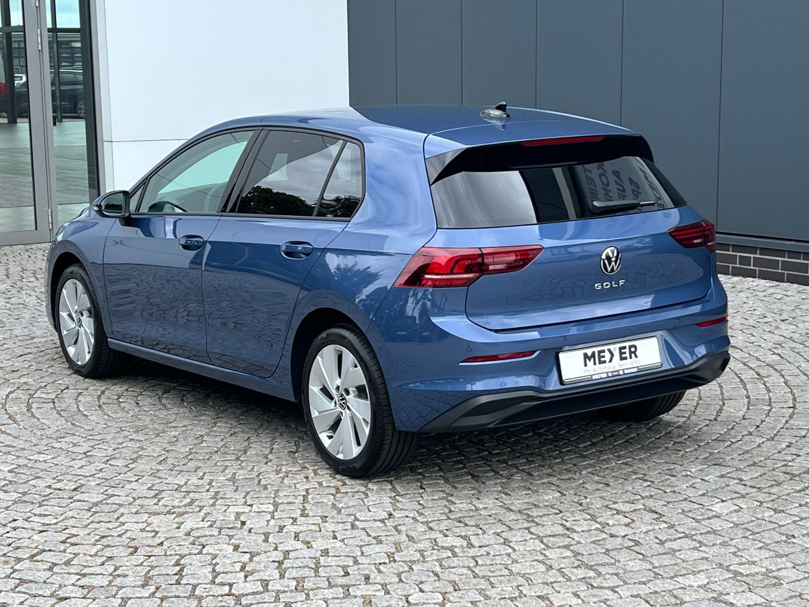 Fahrzeugabbildung Volkswagen Golf VIII Goal 1.5 TSI *LED, Kamera, 17'-LM*