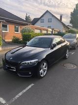BMW 220i Coupé Sport Line - BMW 220 in Karlsruhe
