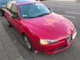 Alfa Romeo Alfa 147 2.0 16V TS Distinctive  - Alfa Romeo 147: Distinctive